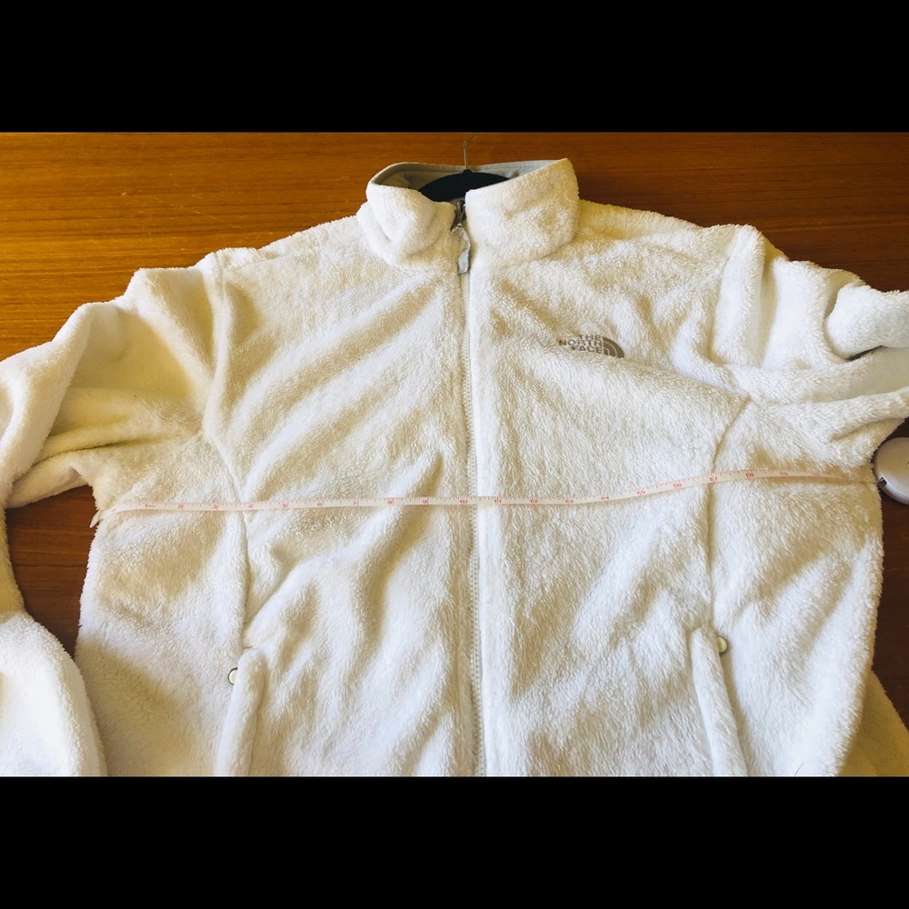 NORTH FACE Zip-up. - Picture 2 of 14